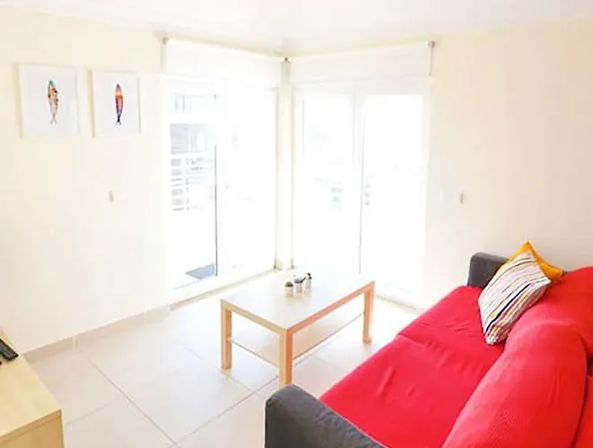 Casa Sardinha - E Piscina - T2 Apartment Ferrel (Leiria)