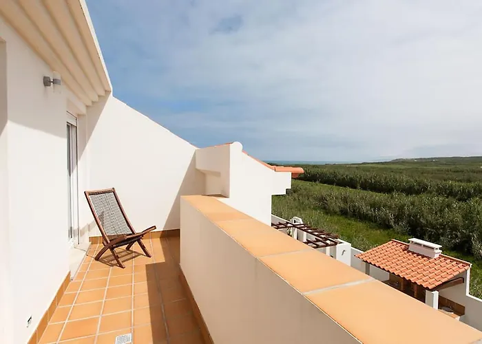 Casa Sardinha - E Piscina - T2 * Ferrel (Leiria)